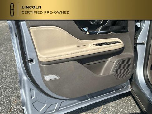 Certified 2022 Lincoln Corsair FWD image 10
