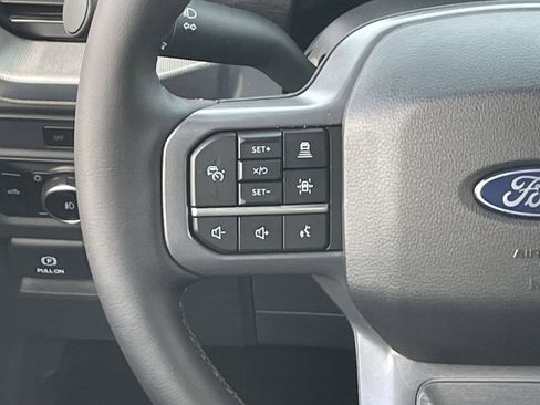 Used 2025 Ford F150 Lariat w/ Equipment Group 501A Mid image 19