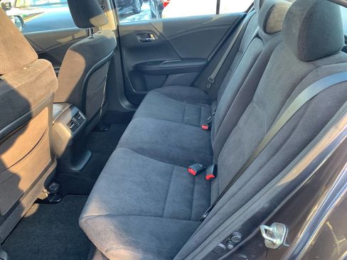 Used 2014 Honda Accord EX image 16