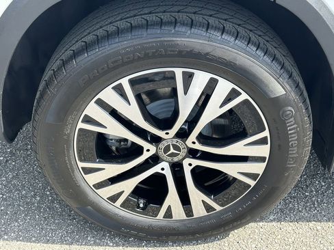 Certified 2025 Mercedes-Benz GLA 250 image 20