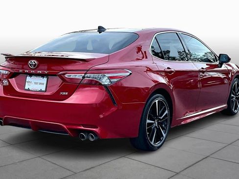 Used 2019 Toyota Camry XSE image 12