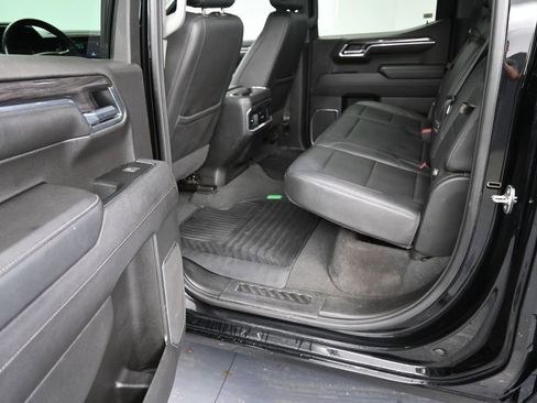 Used 2023 Chevrolet Camaro LT RWD image 16