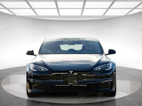 Used 2021 Tesla Model S Plaid image 6