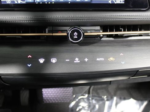 Used 2023 Nissan Ariya FWD image 10