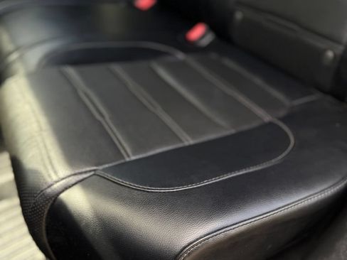 Used 2017 Honda CR-V Touring image 38