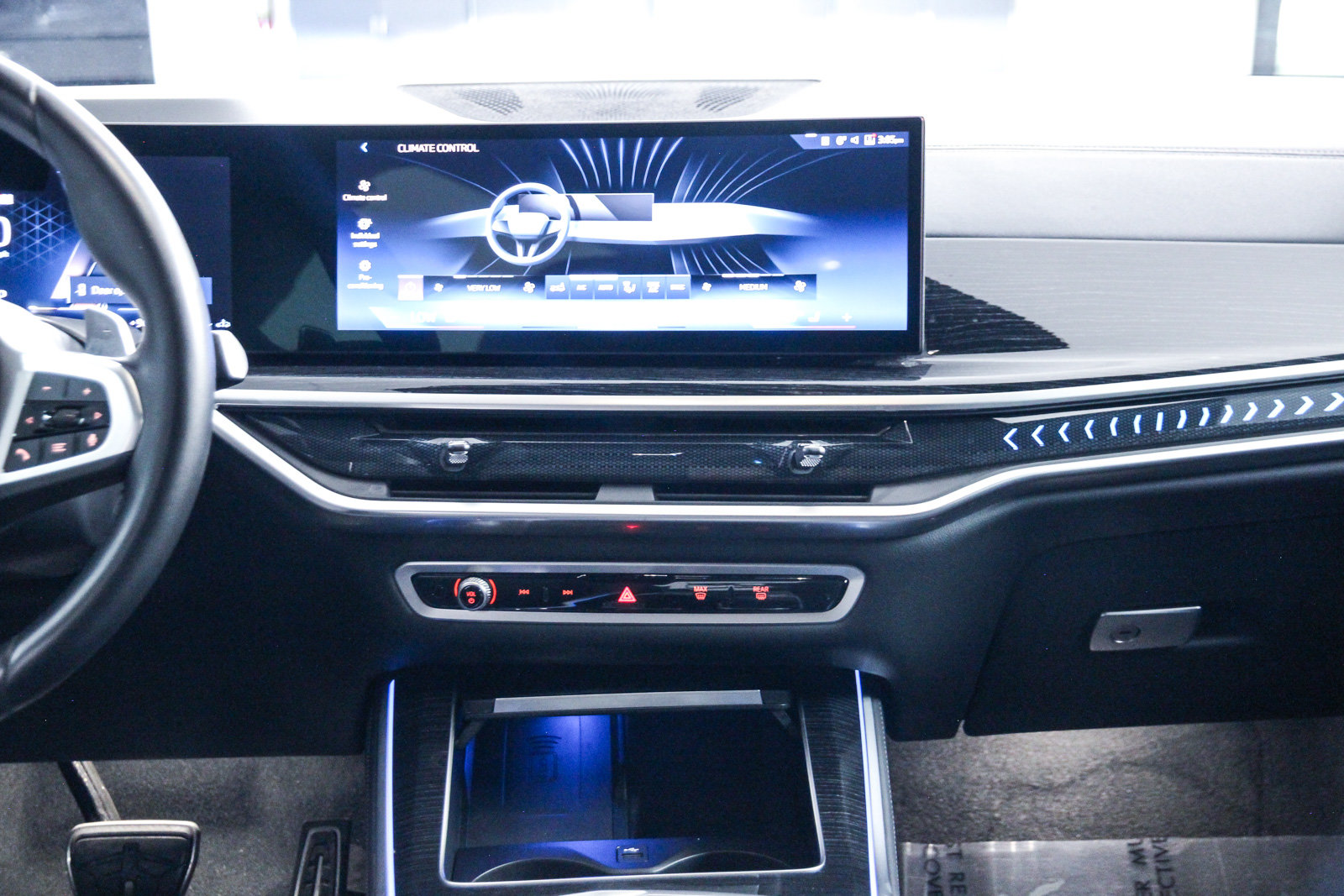 Certified 2024 BMW X5 sDrive40i w/ M Sport Package RWD image 13