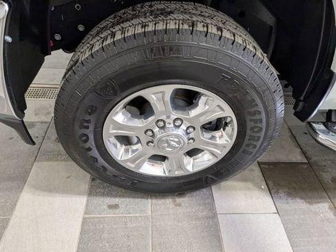 Used 2026 RAM 2500 Big Horn AWD/4WD image 8