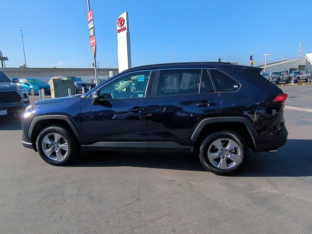 Used 2025 Toyota RAV4 XLE AWD/4WD image 12