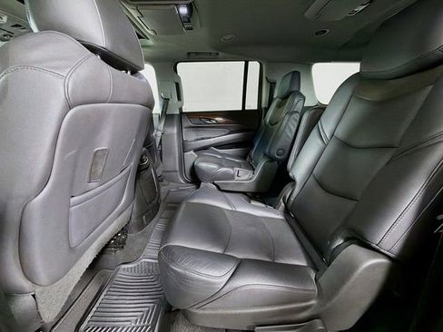 Used 2018 Cadillac Escalade ESV Luxury AWD/4WD image 28