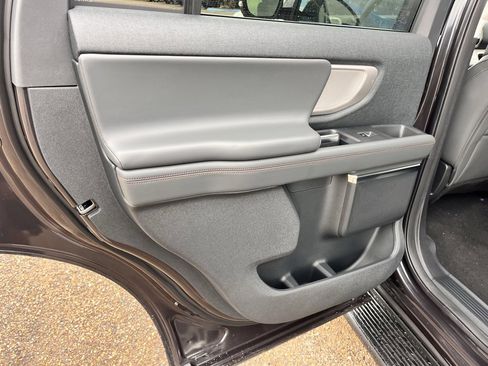 New 2025 Ford Expedition Active image 23