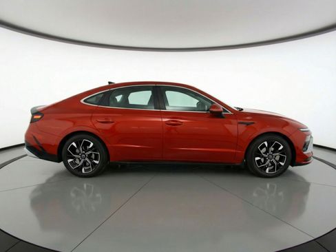 Used 2025 Hyundai Sonata SEL image 11