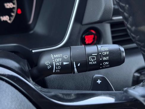 Used 2024 Honda Pilot EX-L image 35