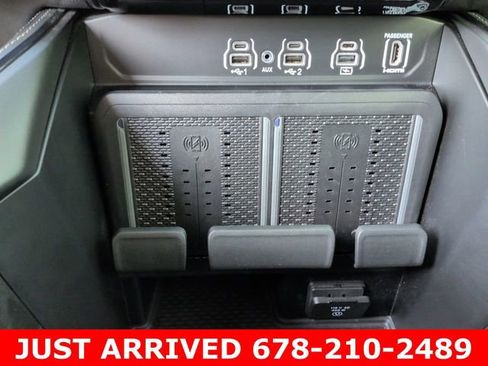 Used 2025 RAM 2500 Limited image 24