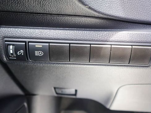 Used 2024 Toyota Corolla LE FWD image 18