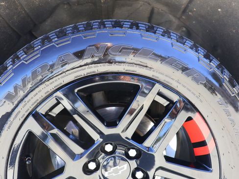 Used 2021 Chevrolet Silverado 1500 RST w/ Redline Edition image 32