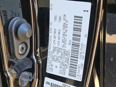 Used 2024 Toyota Tundra SR5 AWD/4WD image 29