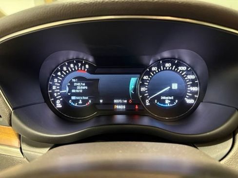 Used 2015 Lincoln MKC AWD w/ Equipment Group 102A Reserve image 16