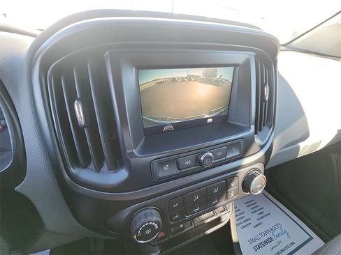 Used 2020 GMC Canyon 2WD Crew Cab w/ Convenience Package image 17