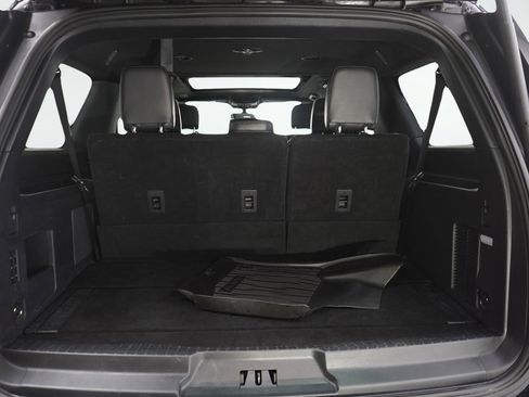 Used 2023 Ford Expedition Max Platinum AWD/4WD image 11
