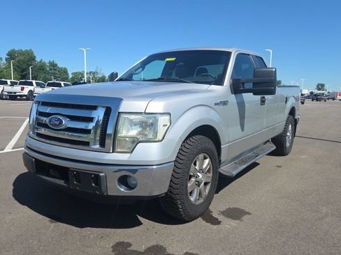 Used 2011 Ford F150 XLT RWD image 2