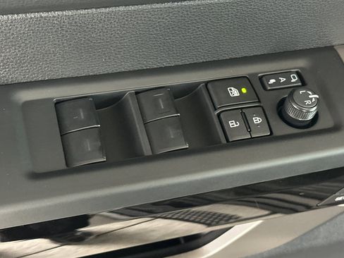 New 2026 Toyota Tundra Limited image 12