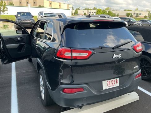 Used 2014 Jeep Cherokee Latitude FWD image 4