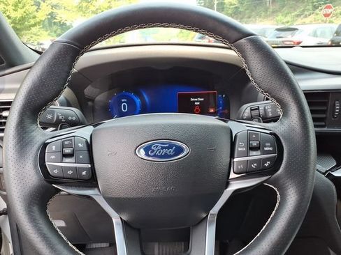 Used 2023 Ford Explorer ST w/ Equipment Group 401A AWD/4WD image 20