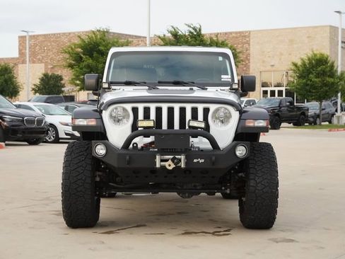 Used 2020 Jeep Wrangler Sport AWD/4WD image 2