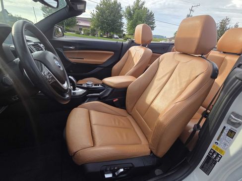 Used 2021 BMW 230i xDrive Convertible w/ Premium Package AWD/4WD image 14