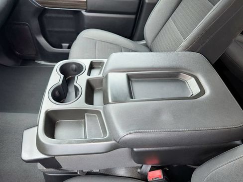 Used 2022 Chevrolet Silverado 1500 LT RWD image 24