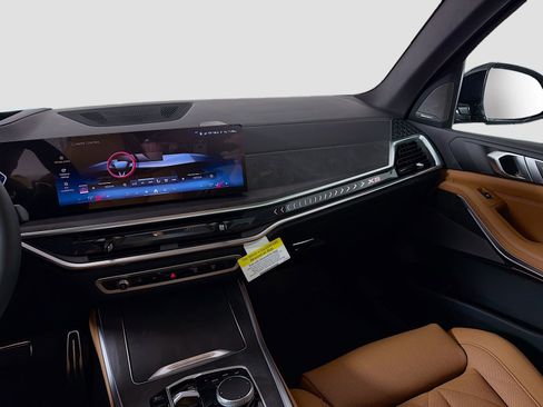 New 2026 BMW X5 xDrive50e w/ M Sport Package image 27