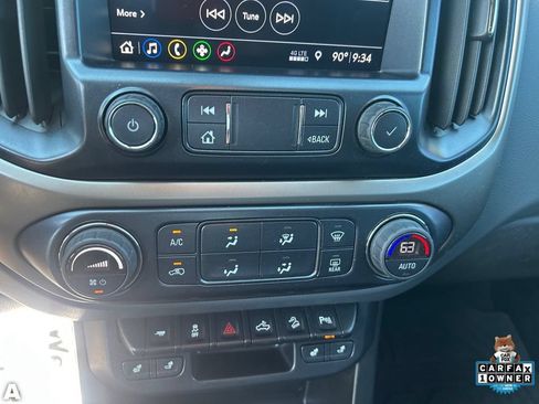 Used 2019 Chevrolet Colorado Z71 AWD/4WD image 24