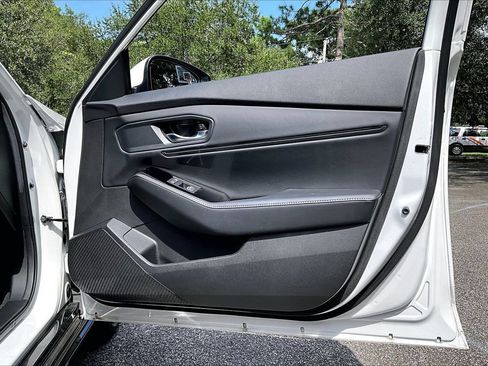 Used 2024 Honda Accord Touring image 29