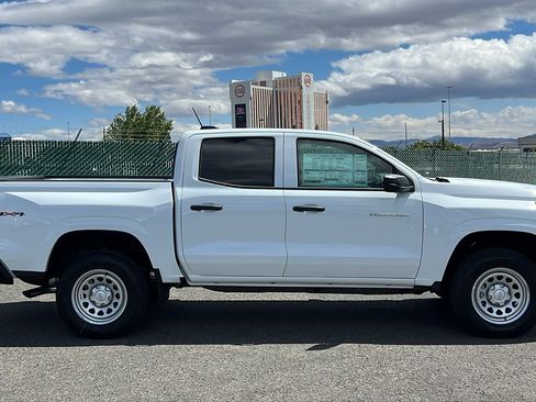 New 2026 Chevrolet Colorado W/T w/ WT Convenience Package II AWD/4WD image 4