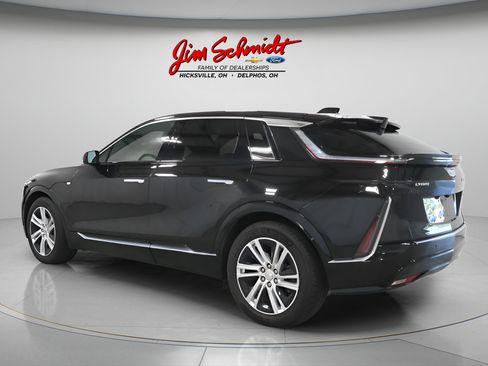 Used 2024 Cadillac Lyriq Tech w/ LPO, Floor Liner Package AWD/4WD image 4