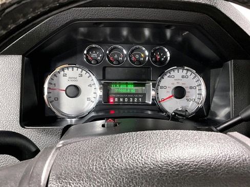 Used 2008 Ford F350 FX4 image 12