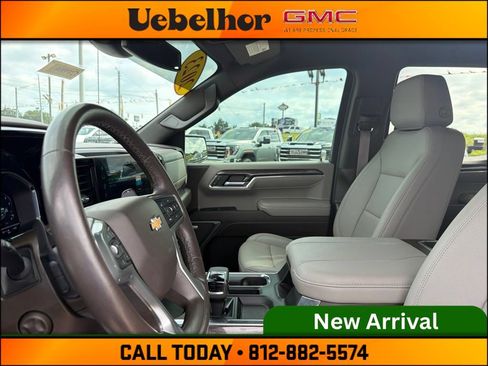 Used 2023 Chevrolet Silverado 1500 LTZ AWD/4WD image 21
