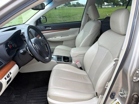 Used 2014 Subaru Outback 2.5i Limited AWD/4WD image 15