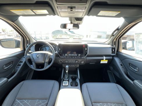 New 2026 Nissan Frontier SV image 9