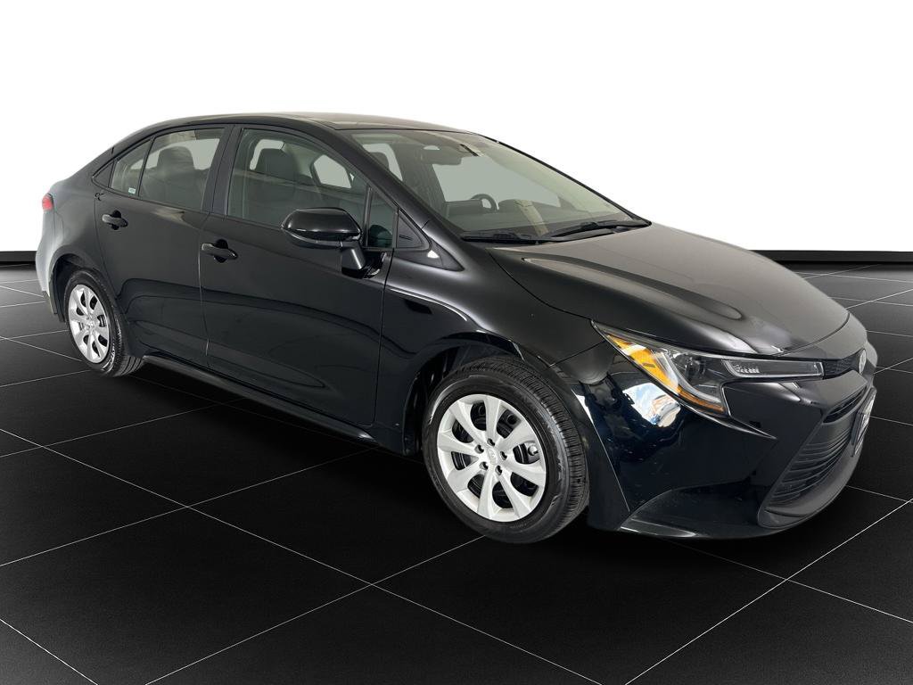 Used 2026 Toyota Corolla LE FWD image 7