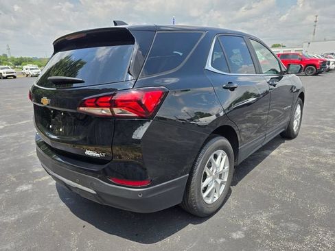 Used 2023 Chevrolet Equinox LT w/ Driver Convenience Package FWD image 3