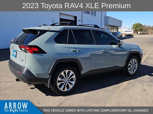 Used 2023 Toyota RAV4 XLE Premium image 13