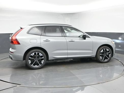 New 2026 Volvo XC60 B5 Plus w/ Protection Package Premier AWD/4WD image 9