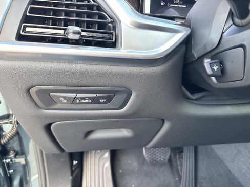 New 2026 BMW X5 xDrive40i w/ Executive Package image 33