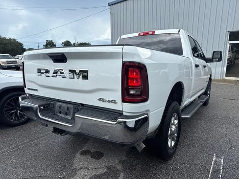 Used 2026 RAM 2500 Big Horn AWD/4WD image 7