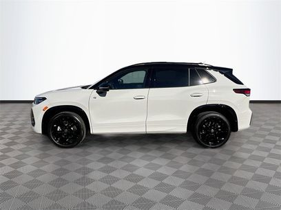 Used 2025 Volkswagen Tiguan SE R-Line