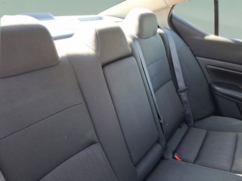 Used 2024 Nissan Altima 2.5 S FWD image 28