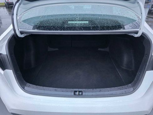 Used 2024 Toyota Corolla LE image 13