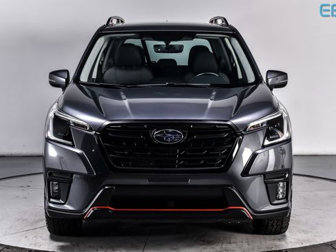 Used 2023 Subaru Forester Sport image 8
