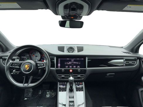 Used 2023 Porsche Macan S image 24